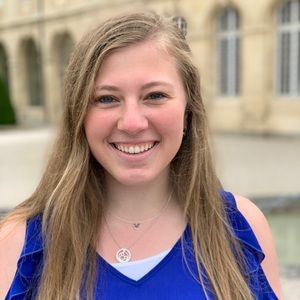 Meet your Posher, Claire